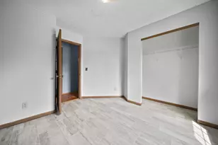 974 Esther Dr, Columbus, OH 43207 - Photo 16