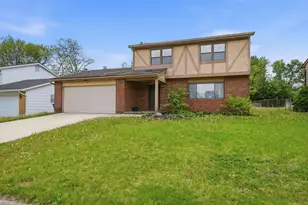 521 Surrey Ln, Marysville, OH 43040 - Photo 2