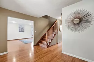 1349 Redwood Ct, Columbus, OH 43229 - Photo 8