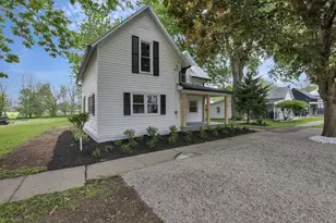 154 S Fulton St, Richwood, OH 43344 - Photo 2