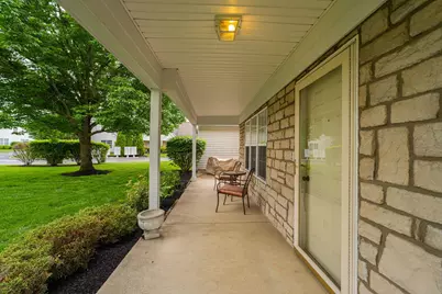 7849 Meadowlark Lane N #Building 19, Reynoldsburg, OH 43068 - Photo 6