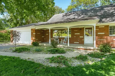 2208 Berry Hill Drive, Grove City, OH 43123 - Photo 6