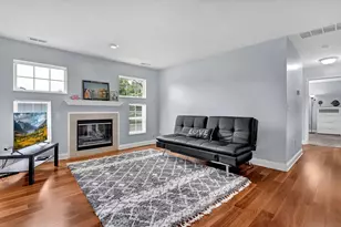 8396 Greyhawk Cir, Columbus, OH 43240 - Photo 4