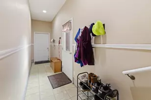 1055 Crestfield St, Ontario, OH 44906 - Photo 14