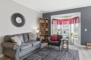1055 Crestfield St, Ontario, OH 44906 - Photo 2