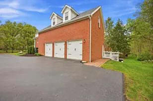 7631 S Goodrich Square, New Albany, OH 43054 - Photo 4