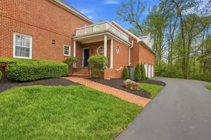 7631 S Goodrich Square, New Albany, OH 43054 - Photo 6