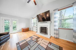 638 Ridenour Rd, Columbus, OH 43230 - Photo 22