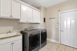 13882 Fantasy Way, Pickerington, OH 43147 - Photo 16