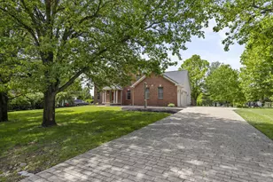7557 Spring Mill Dr NW, Canal Winchester, OH 43110 - Photo 2