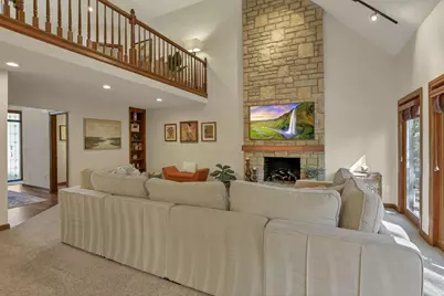 5992 Weathered Oak Court, Westerville, OH 43082 - Photo 2