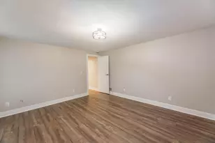 2248 Sandover Rd, Columbus, OH 43220 - Photo 26