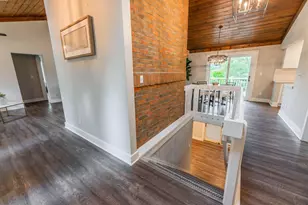 2248 Sandover Rd, Columbus, OH 43220 - Photo 20