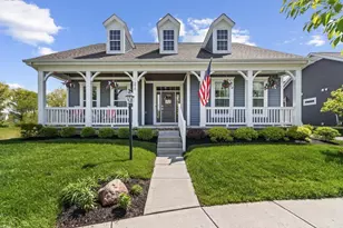 216 Honeywood Dr E, Galena, OH 43021 - Photo 2