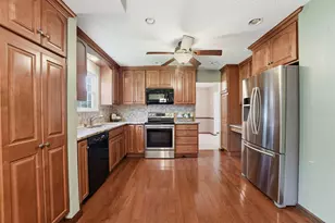 434 Tresham Rd, Columbus, OH 43230 - Photo 6