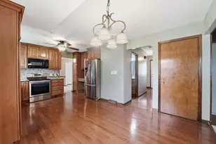 434 Tresham Rd, Columbus, OH 43230 - Photo 12