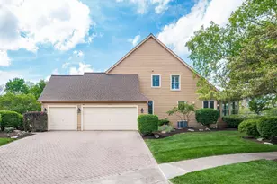 3818 Riverwatch Ln, Columbus, OH 43221 - Photo 2