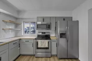 283 Maplewood Ave, Columbus, OH 43213 - Photo 6