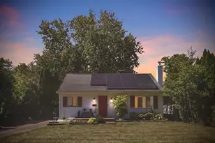 283 Maplewood Ave, Columbus, OH 43213 - Photo 1