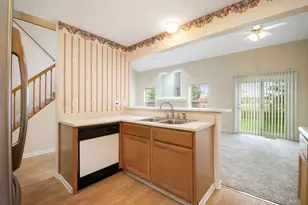 1032 Portlock Dr, Columbus, OH 43228 - Photo 16