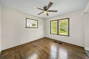 1676 E Lakeview Ave, Columbus, OH 43224 - Photo 8