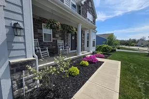 10060 New California Dr, Plain City, OH 43064 - Photo 2