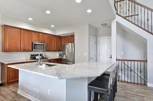 924 Chara Ln, Columbus, OH 43240 - Photo 8