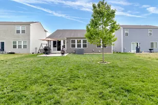 7508 Autumn Joy Ave, Canal Winchester, OH 43110 - Photo 34