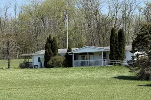 13768 Douglas Ln Ln, Centerburg, OH 43011 - Photo 2