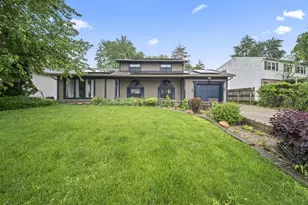 300 Dunbarton Rd, Columbus, OH 43230 - Photo 2