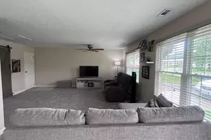 1953 Smith Ave, Lancaster, OH 43130 - Photo 6