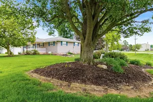 5220 Airwood Dr, Zanesville, OH 43701 - Photo 4