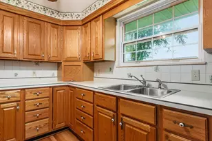 5220 Airwood Dr, Zanesville, OH 43701 - Photo 10