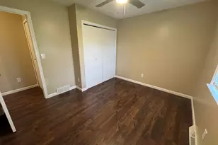 512 Mark Cir, Newark, OH 43055 - Photo 22