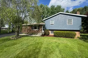 512 Mark Cir, Newark, OH 43055 - Photo 4