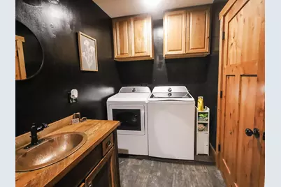 606 Adams Street, Conesville, OH 43811 - Photo 6