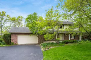 127 Hillside Dr, Delaware, OH 43015 - Photo 1