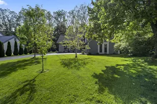 6753 Lakeside Cir W, Worthington, OH 43085 - Photo 8