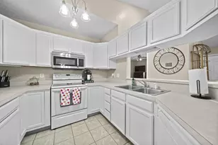 1214 Old Pond Dr, Marion, OH 43302 - Photo 10