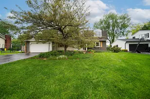 912 Colony Way, Columbus, OH 43235 - Photo 2