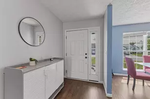 3374 Brook Spring Dr, Grove City, OH 43123 - Photo 6