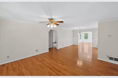 714 Greenbriar Circle, Howard, OH 43028 - Photo 4