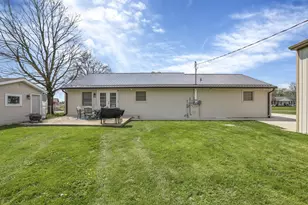 185 Hawthorne Dr SE, Washington Court House, OH 43160 - Photo 4