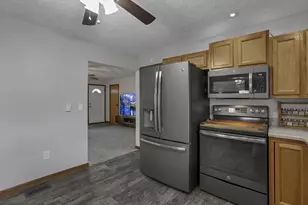 185 Hawthorne Dr SE, Washington Court House, OH 43160 - Photo 14