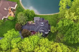 52 Beech Ridge Dr, Powell, OH 43065 - Photo 2