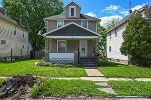 681 Davids St, Marion, OH 43302 - Photo 1