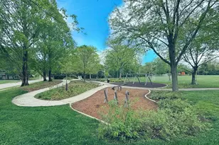 6988 Eastview Dr, Worthington, OH 43085 - Photo 18