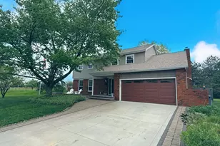 6988 Eastview Dr, Worthington, OH 43085 - Photo 8