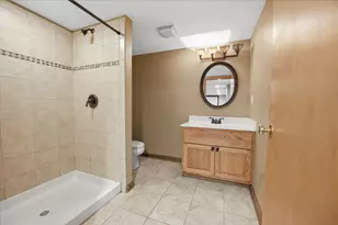 6988 Eastview Dr, Worthington, OH 43085 - Photo 52