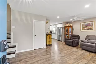 132 Richard Ave, Bellefontaine, OH 43311 - Photo 8